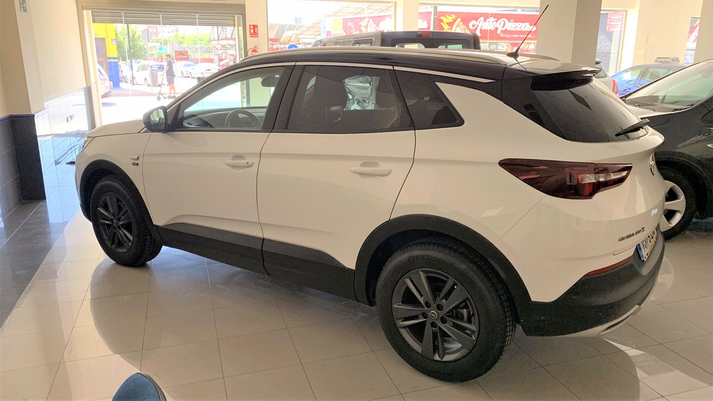 Opel Mokka X 1.4Turbo Selective 4x2 140CV (White) (Copia) - Image 9