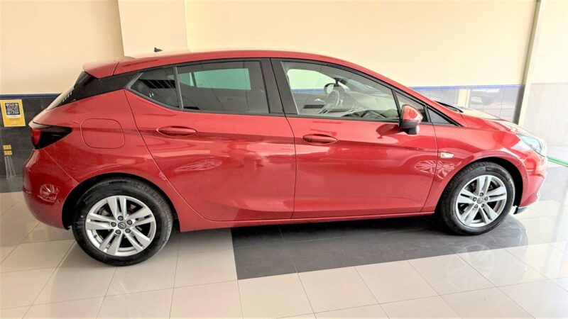 Opel Astra 1.5 Business Elegance 122CV - Imagen 8