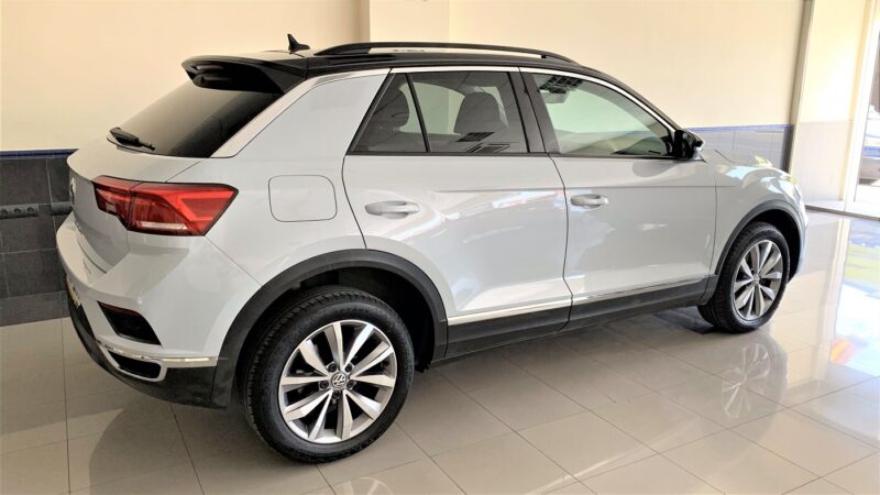 VW T-Roc 1.5 TSi Advance Style DSG7 150CV (AUTOMATICO) - Imagen 8