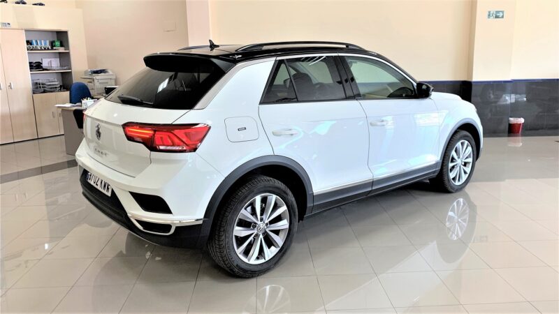 VW T-Roc 2.0 TDi Advance Style 150CV (2019) - Imagen 9