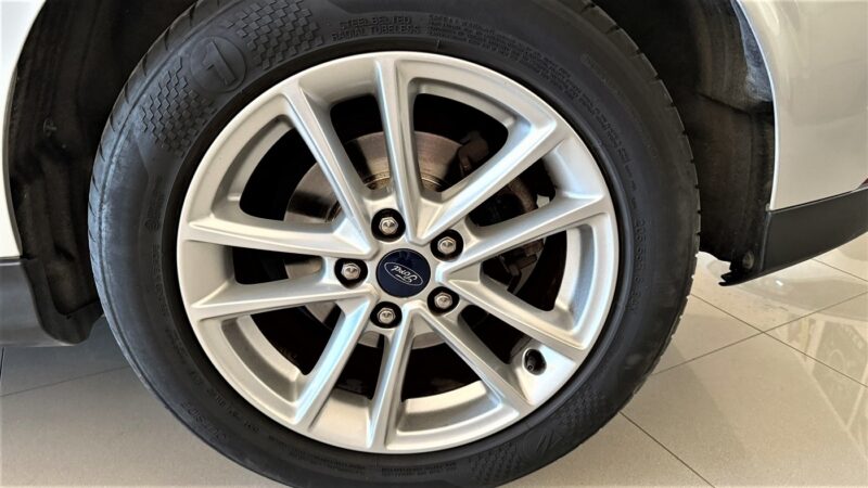 Ford Focus AUTOMATICO 1.6 Ti-VCT Trend 125CV (Gris Plata) - Imagen 11